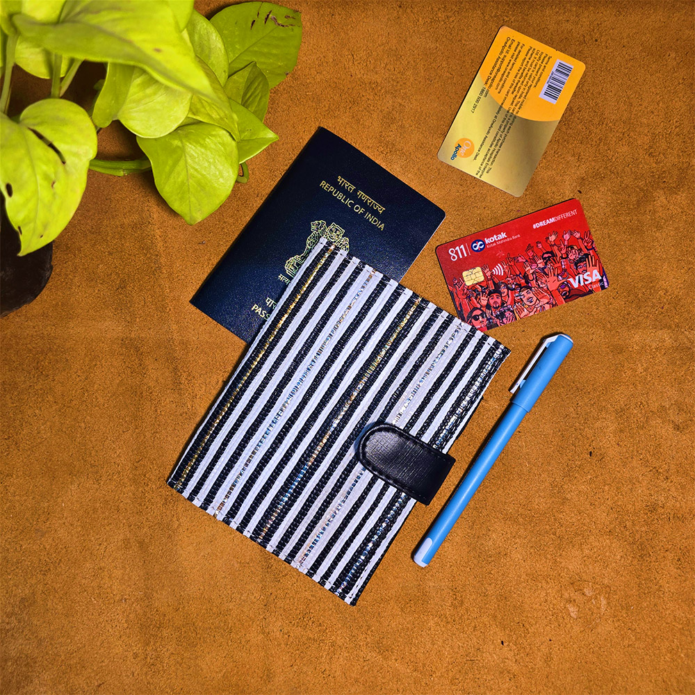 Raji Passport cover - Image 2