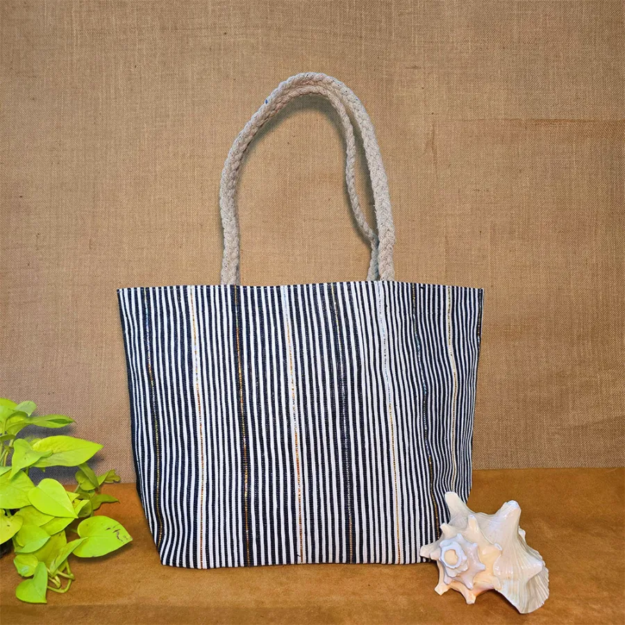 Upcycled plastic weaving bag