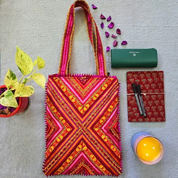 Hari Jari Art Pabi Rectangular Tote Bag