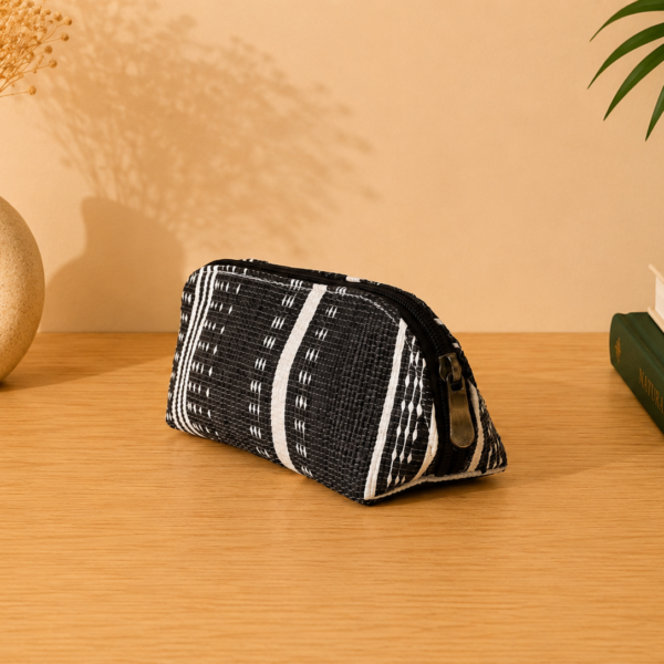 pouch