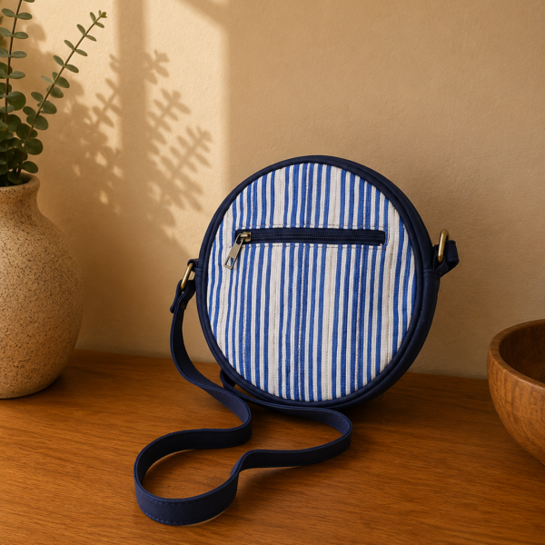 Round sling bag