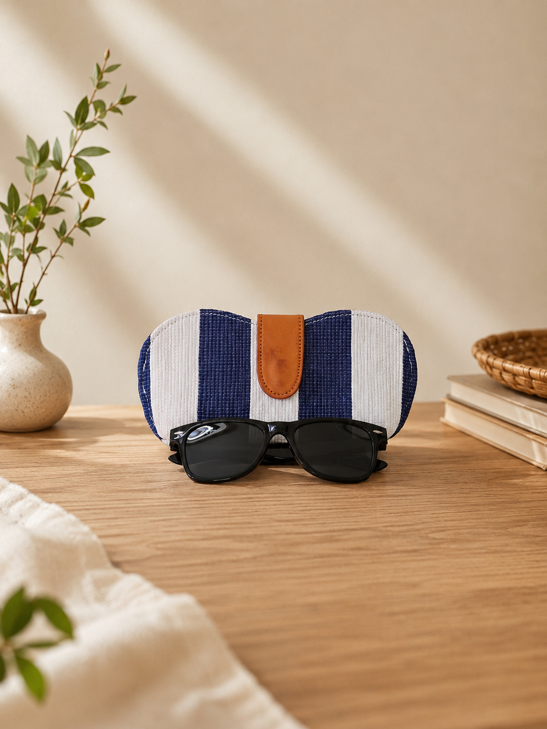 Spectacle case