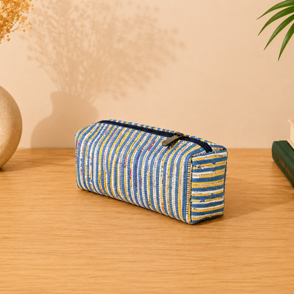 Stationary pouch