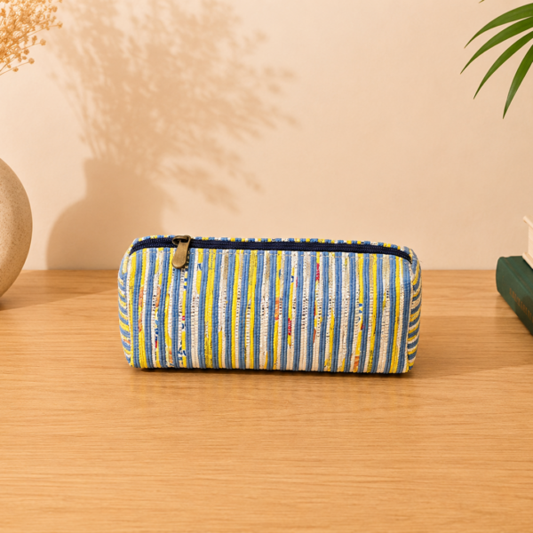 Stationary pouch