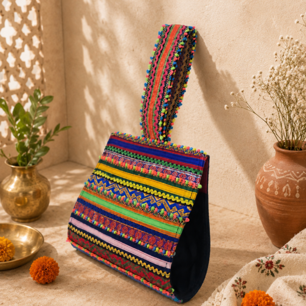 hand clutch for women