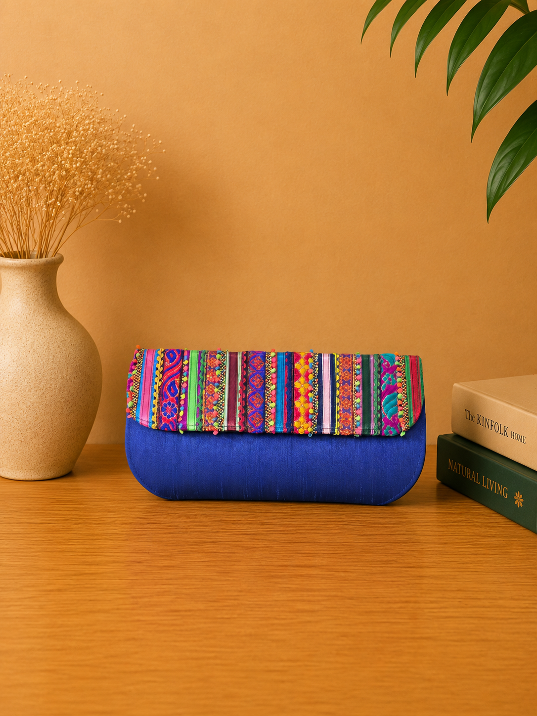 clutch for women